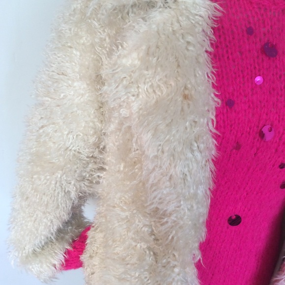 Vintage Faux Fur White Coat - Picture 6 of 12